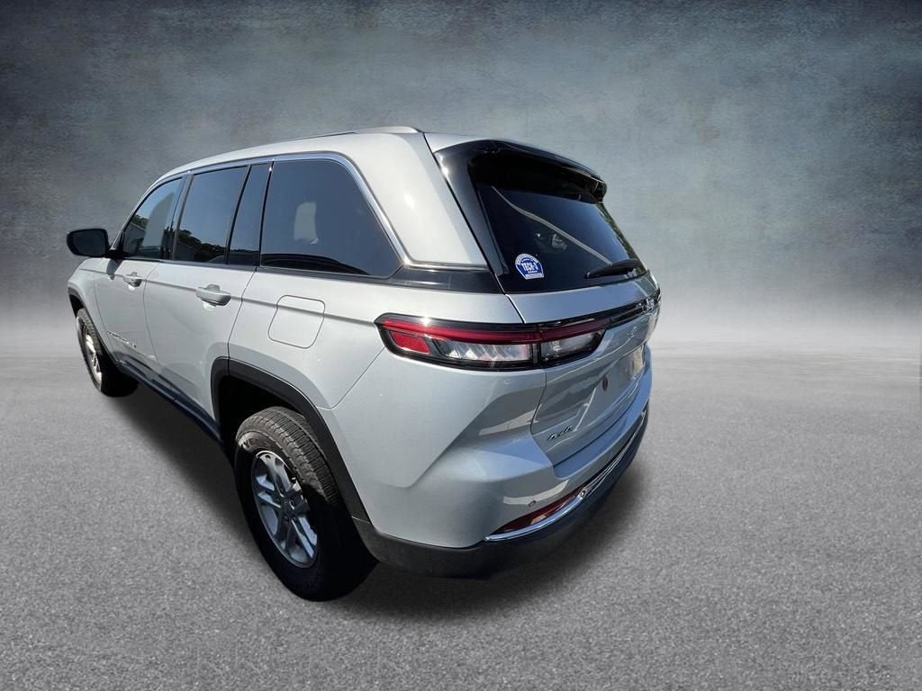 2023 Jeep Grand Cherokee Laredo