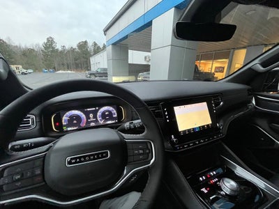 2024 Jeep Wagoneer Base