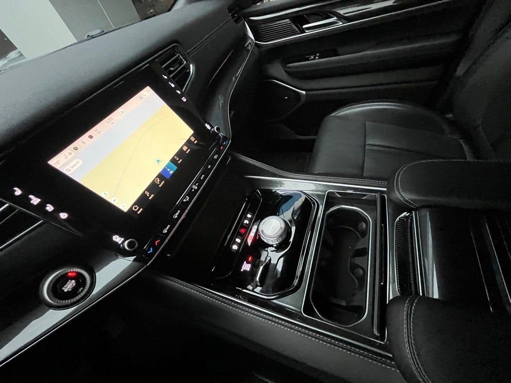 2024 Jeep Wagoneer Base