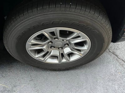 2024 Jeep Wagoneer Base