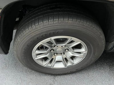 2024 Jeep Wagoneer Base