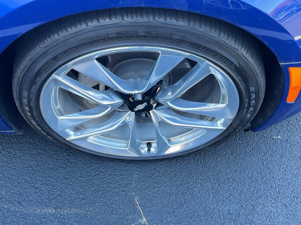 2023 Chevrolet Camaro 2LT
