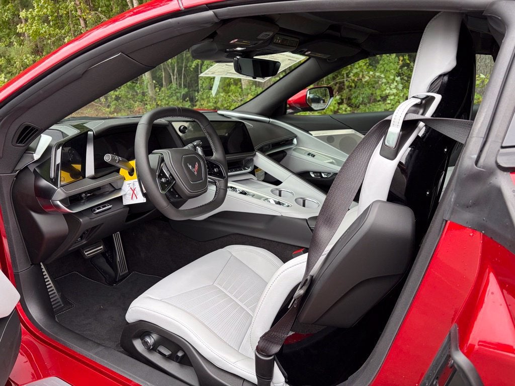 2027 Chevrolet Corvette Stingray 2LT
