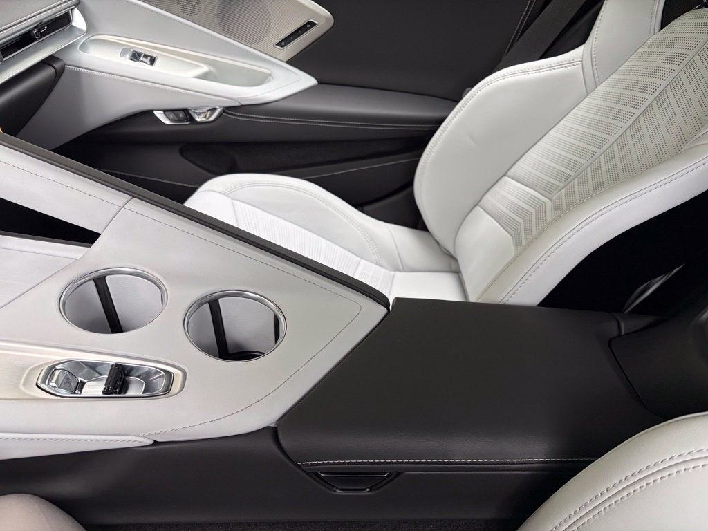 2027 Chevrolet Corvette Stingray 2LT