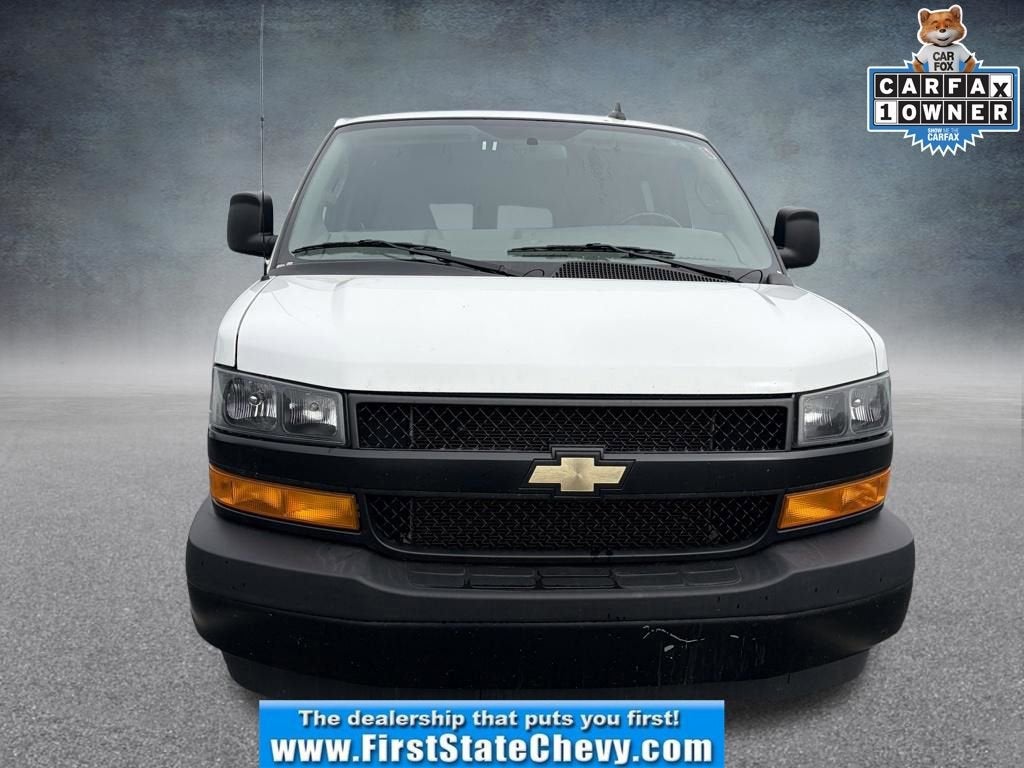 2023 Chevrolet Express Passenger 3500 1LS