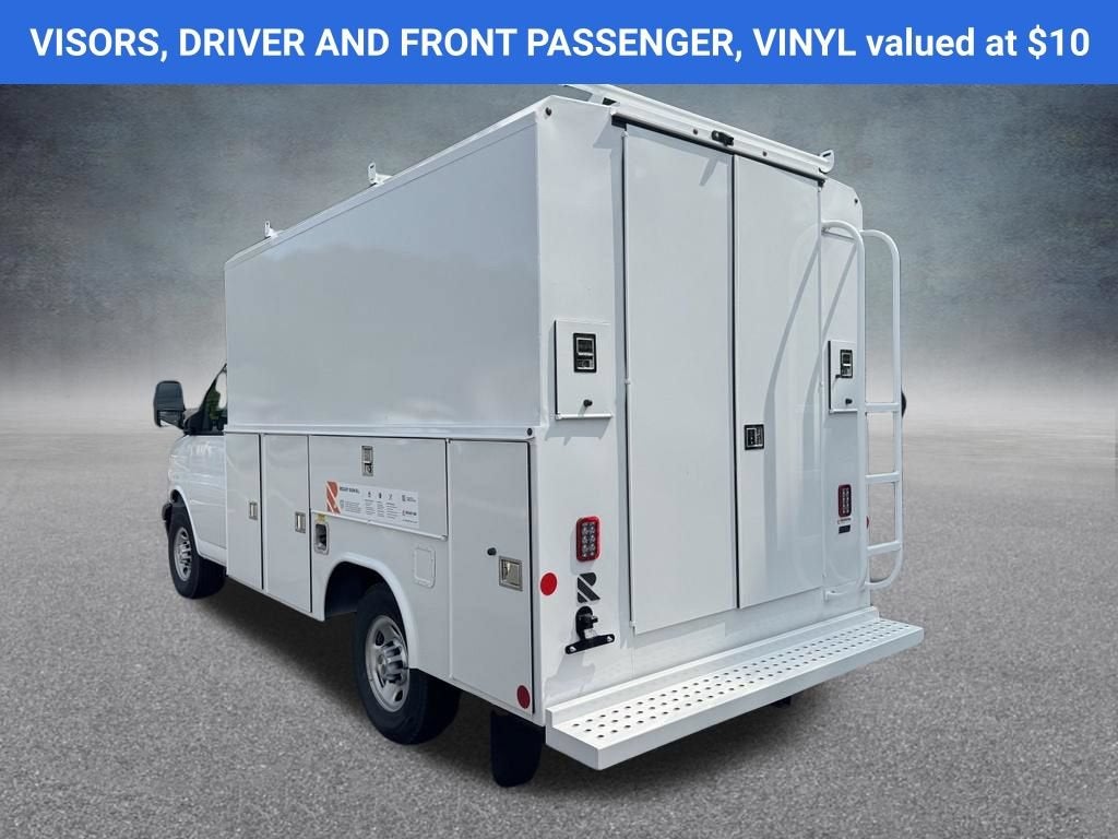 2026 Chevrolet Express Cutaway 3500 1WT