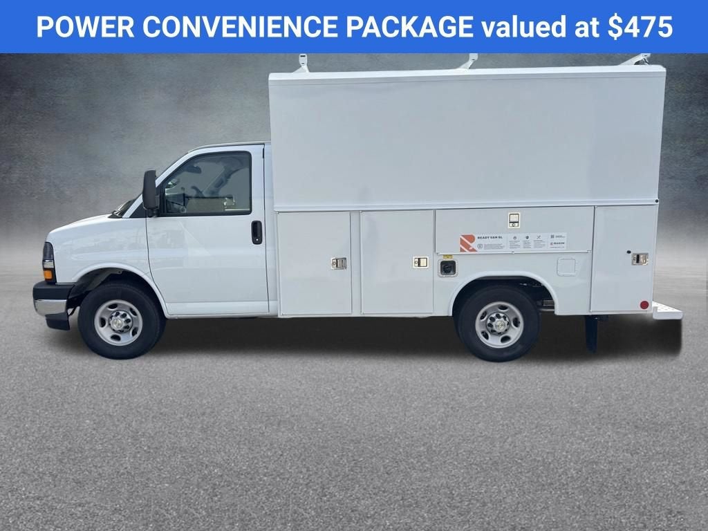 2026 Chevrolet Express Cutaway 3500 1WT