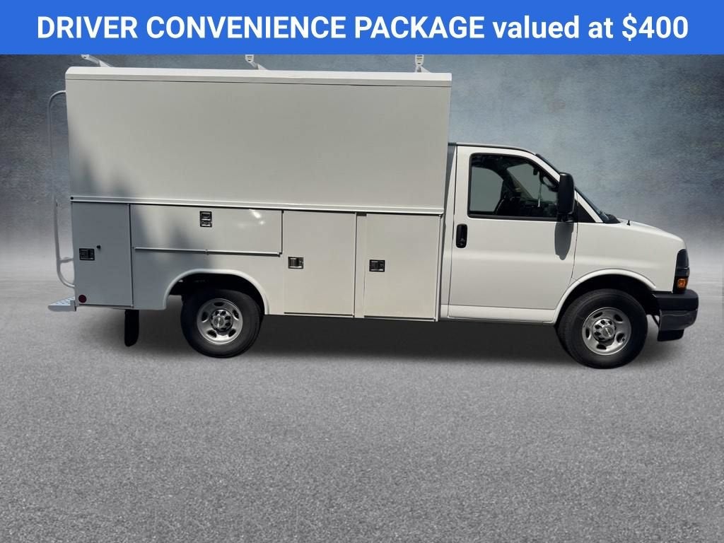 2026 Chevrolet Express Cutaway 3500 1WT