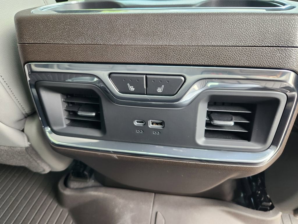 2025 Chevrolet Silverado 3500 HD LTZ