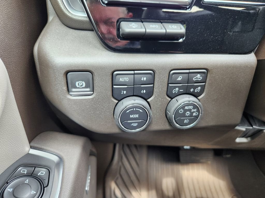 2025 Chevrolet Silverado 3500 HD LTZ