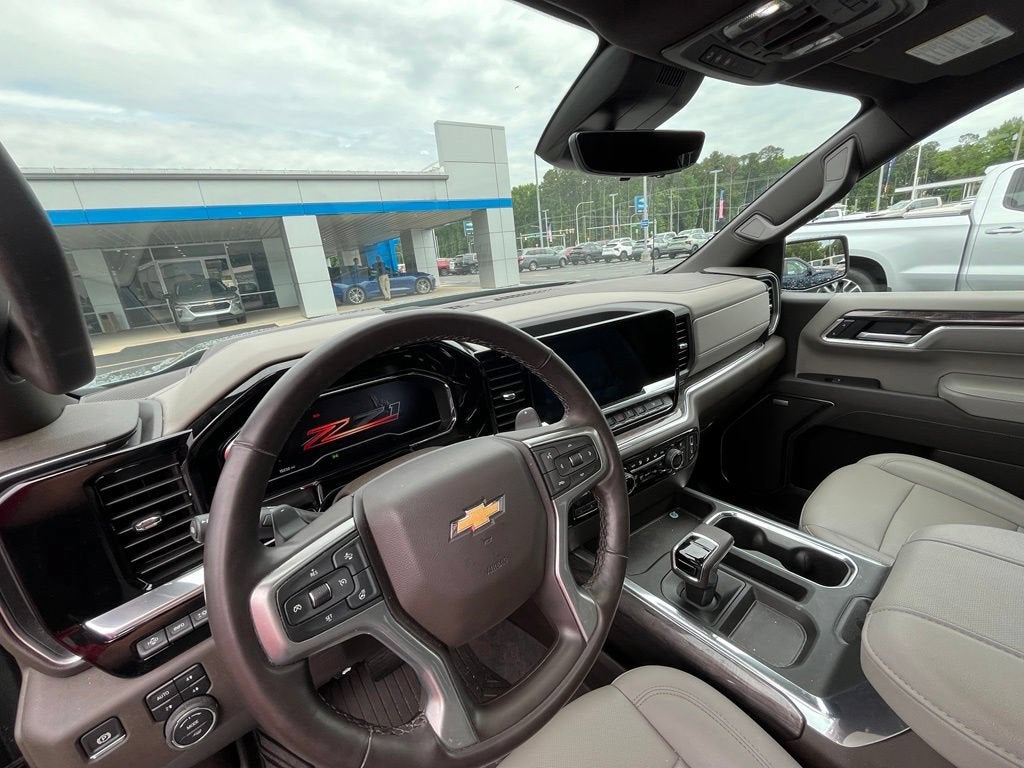 2025 Chevrolet Silverado 1500 LTZ