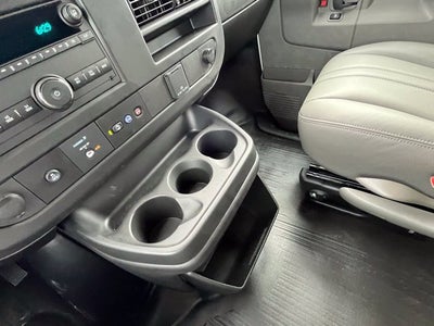 2025 Chevrolet Express Cargo WT