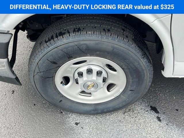 2025 Chevrolet Express Cargo 2500 WT