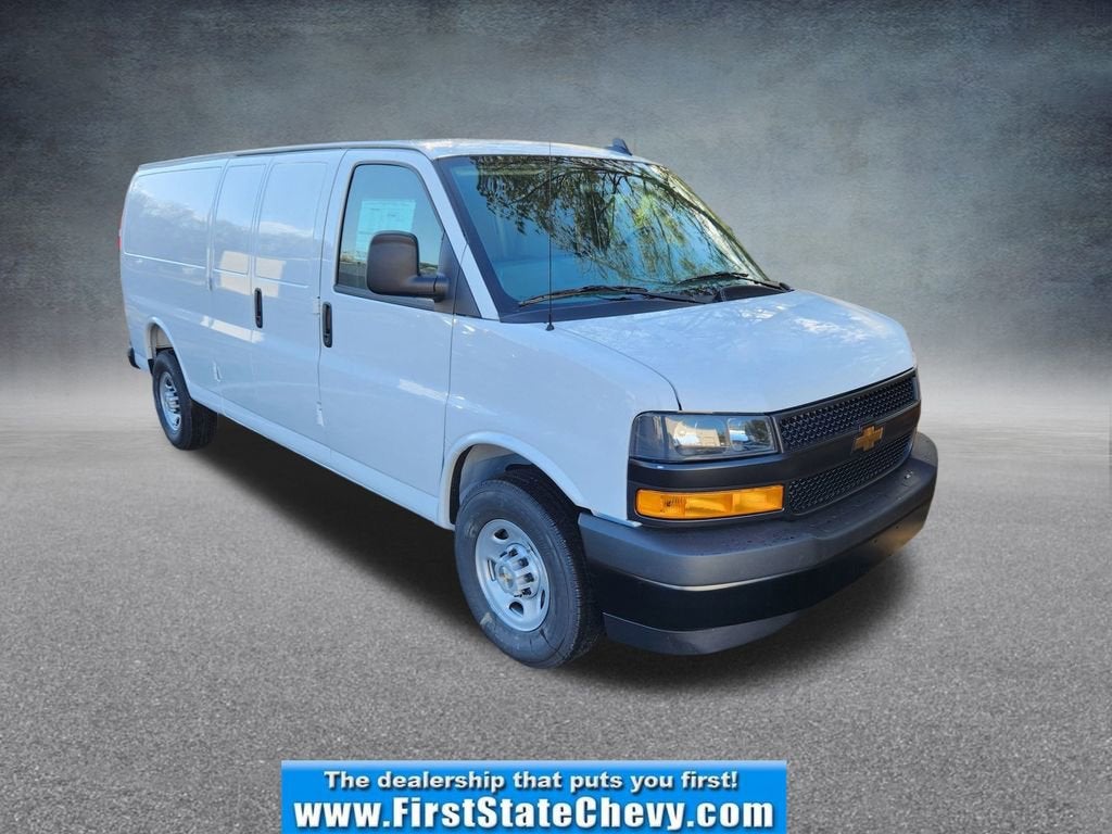 2025 Chevrolet Express Cargo 2500 WT