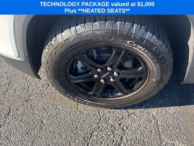 2023 GMC Acadia AT4