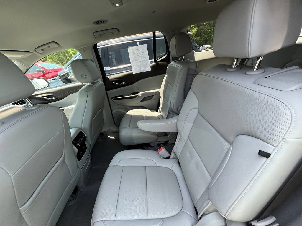 2022 GMC Acadia SLT
