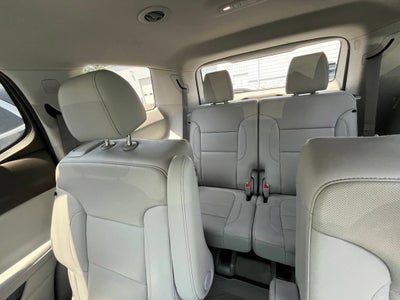 2022 GMC Acadia SLT