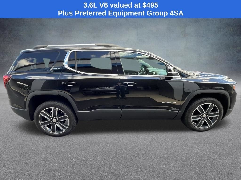 2023 GMC Acadia SLT