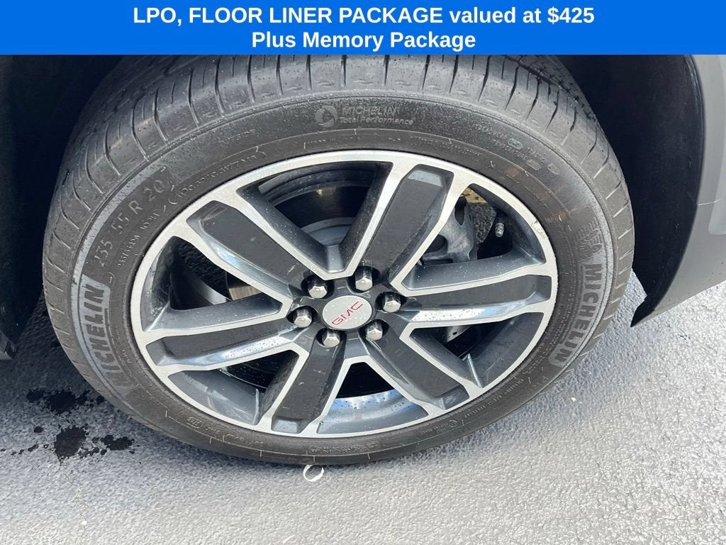 2023 GMC Acadia SLT