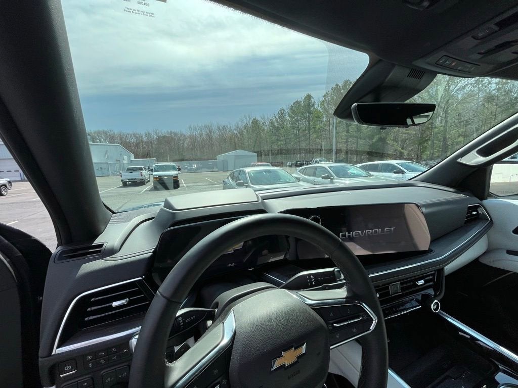 2025 Chevrolet Suburban Premier