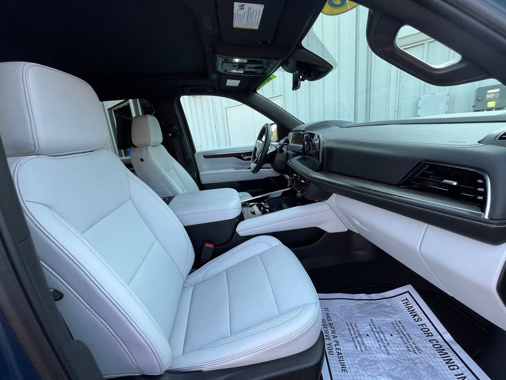 2025 Chevrolet Suburban Premier