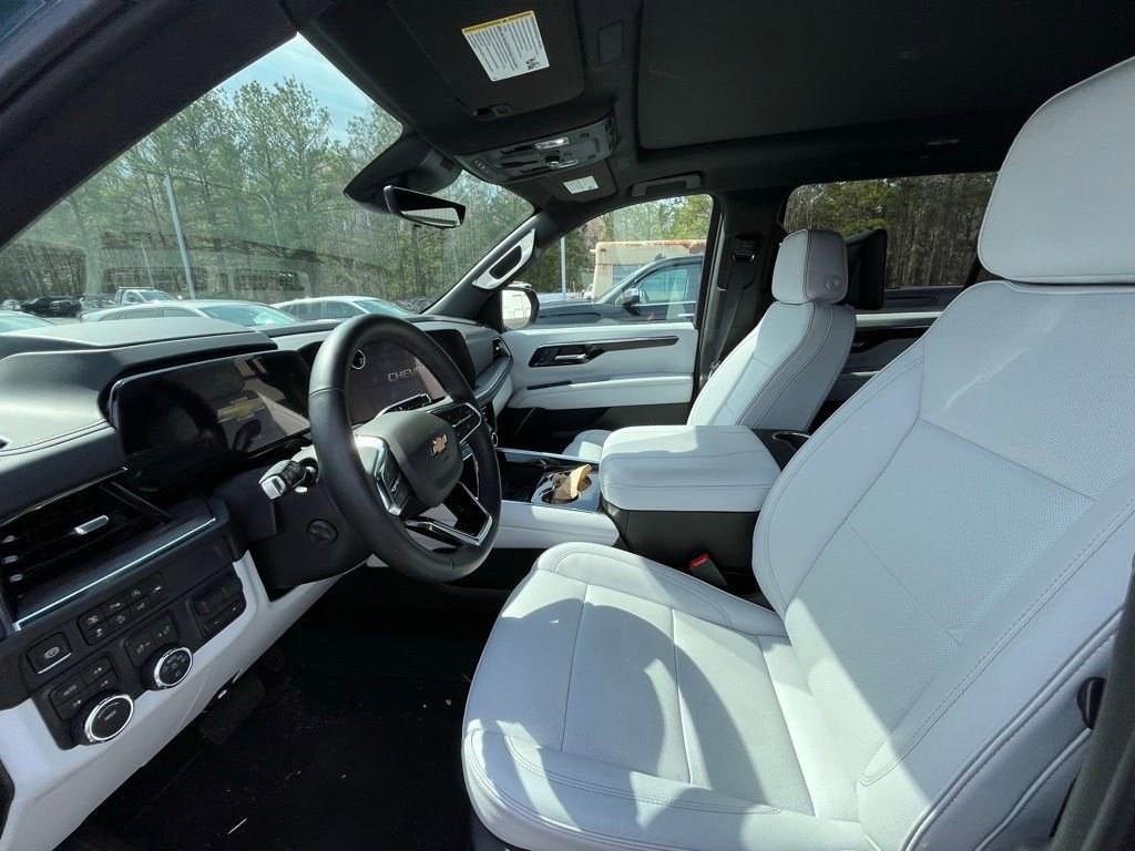 2025 Chevrolet Suburban Premier