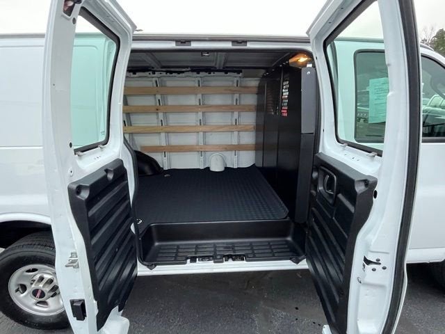 2024 GMC Savana Cargo 2500 Work Van