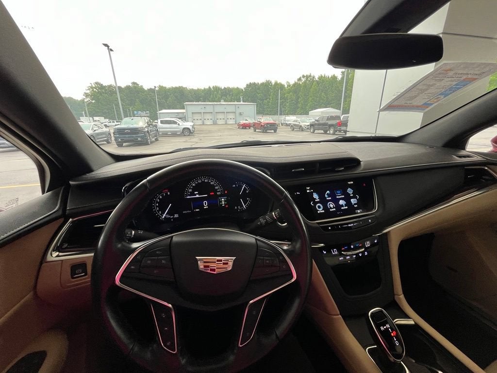 2018 Cadillac XT5 Luxury AWD