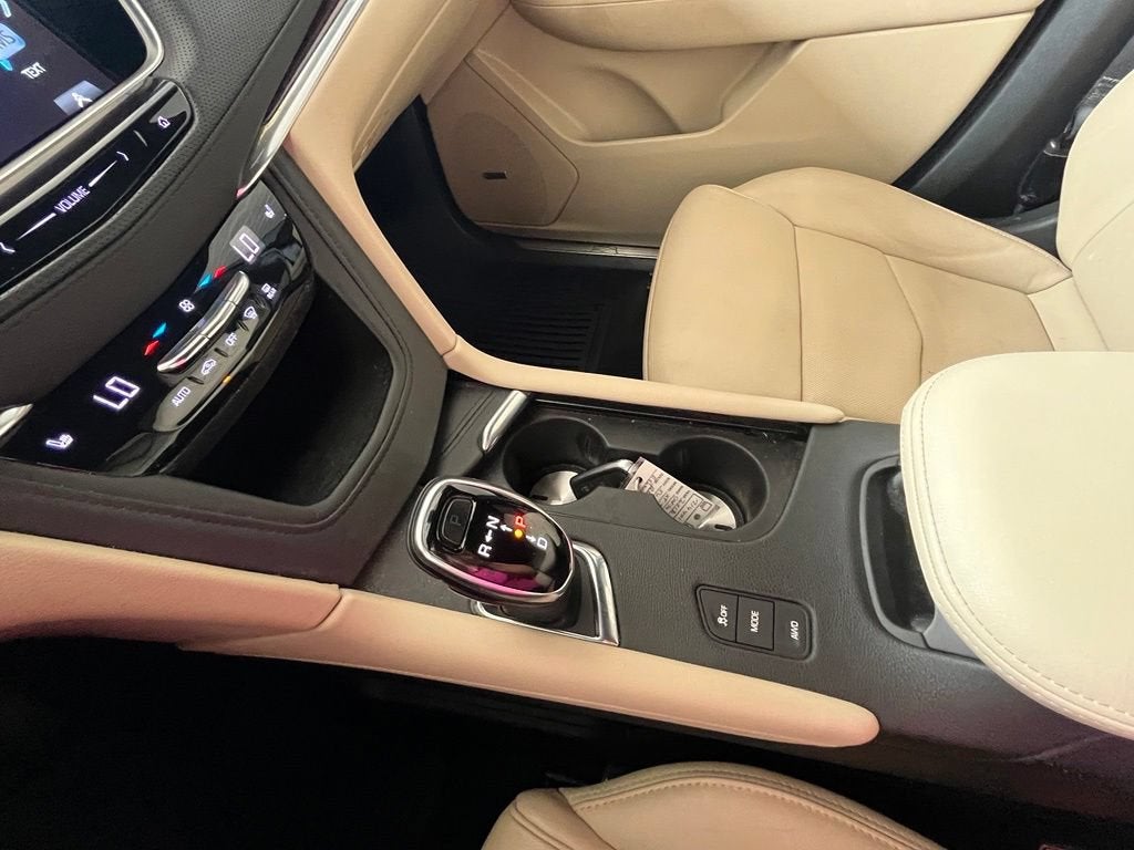2018 Cadillac XT5 Luxury AWD