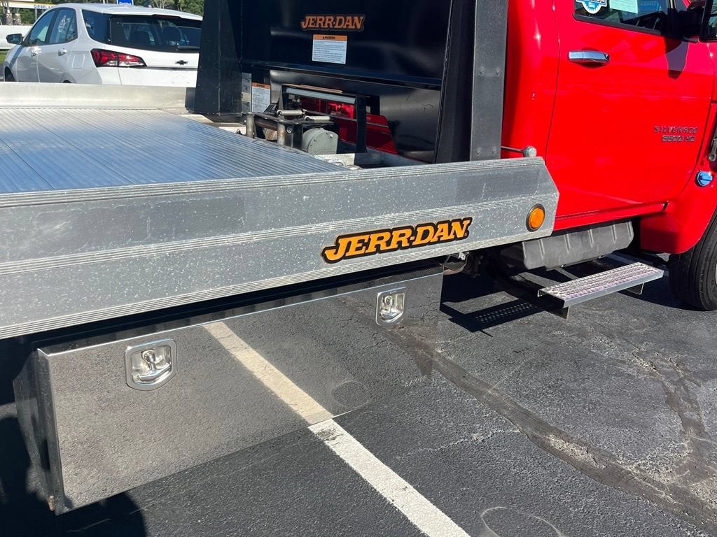 2019 Chevrolet Silverado 6500 HD LT