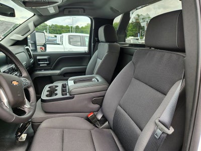 2025 Chevrolet Silverado 6500 HD LT