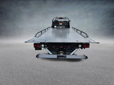 2025 Chevrolet Silverado 6500 HD LT