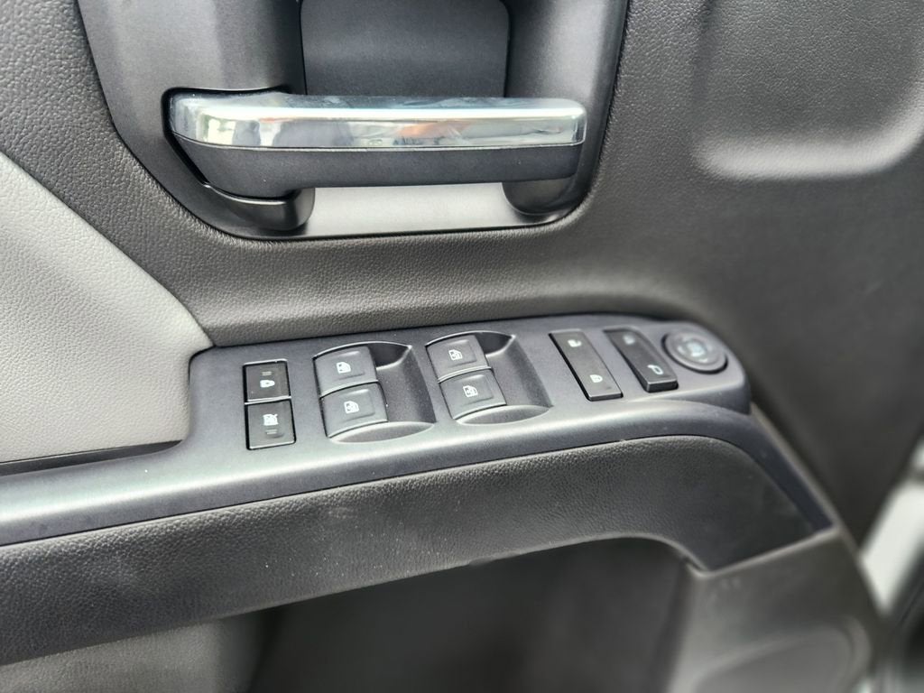 2025 Chevrolet Silverado 6500 HD Work Truck