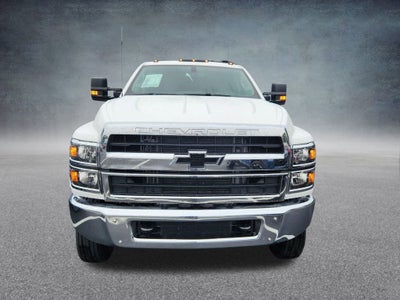 2025 Chevrolet Silverado 6500 HD Work Truck