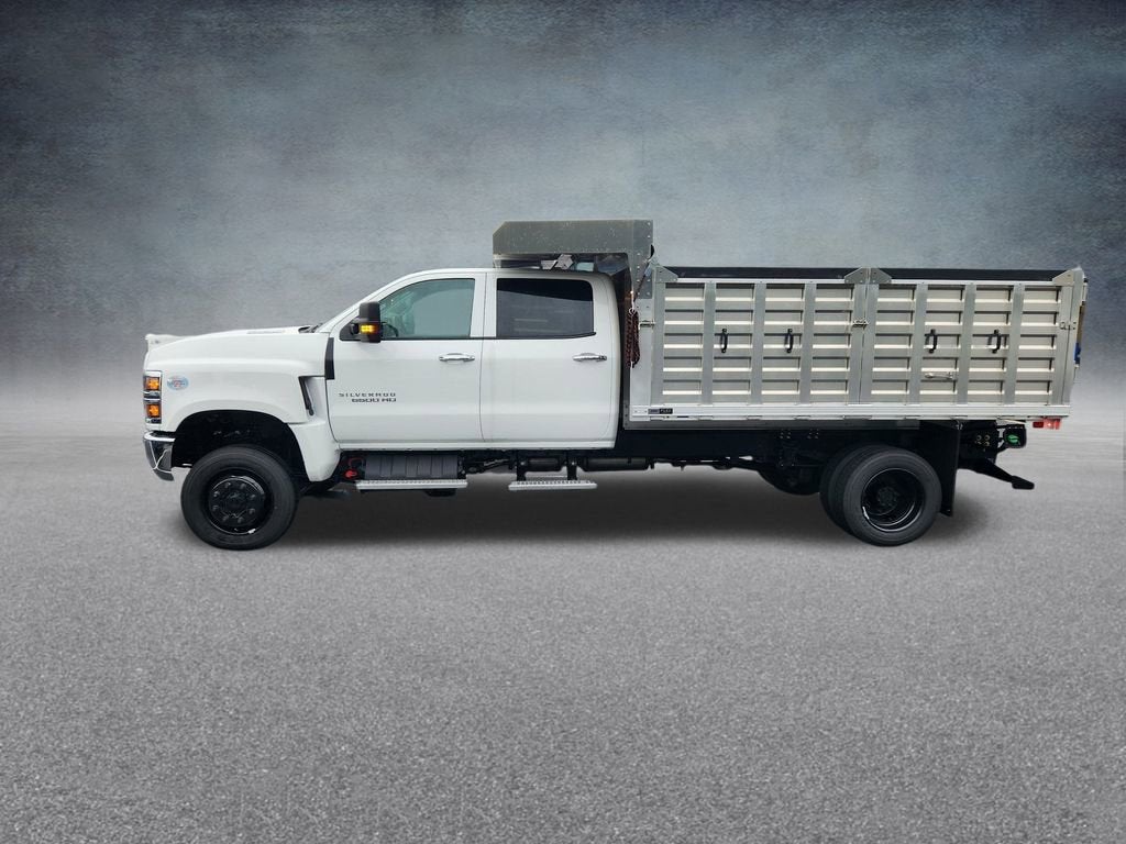 2025 Chevrolet Silverado 6500 HD Work Truck