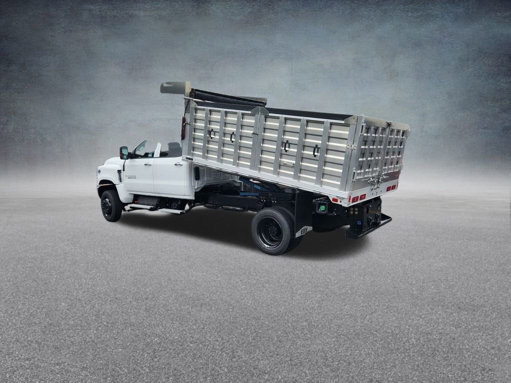 2025 Chevrolet Silverado 6500 HD Work Truck