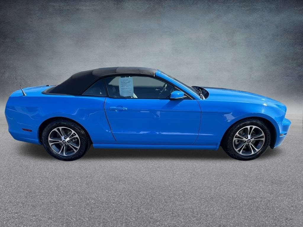 2014 Ford Mustang V6