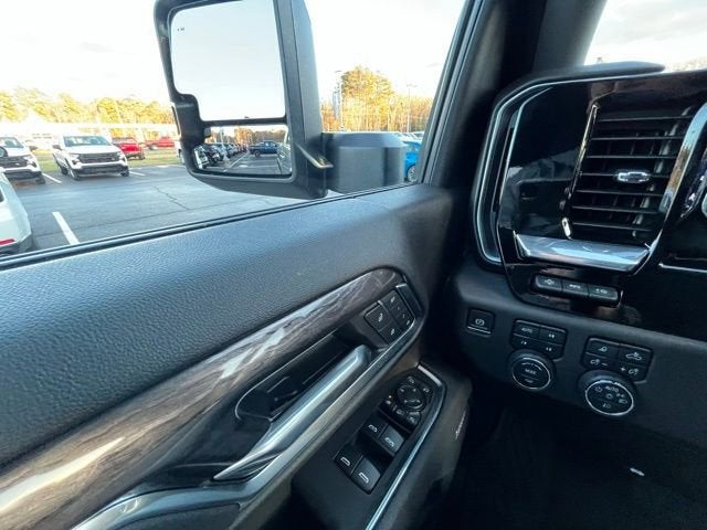 2025 Chevrolet Silverado 3500 HD LTZ