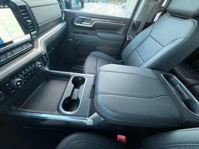 2025 Chevrolet Silverado 3500 HD LTZ