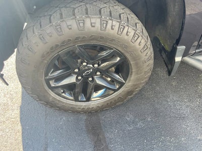 2022 Chevrolet Silverado 1500 Custom Trail Boss