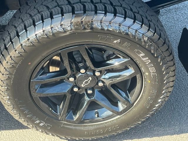 2024 Chevrolet Silverado 1500 Custom Trail Boss