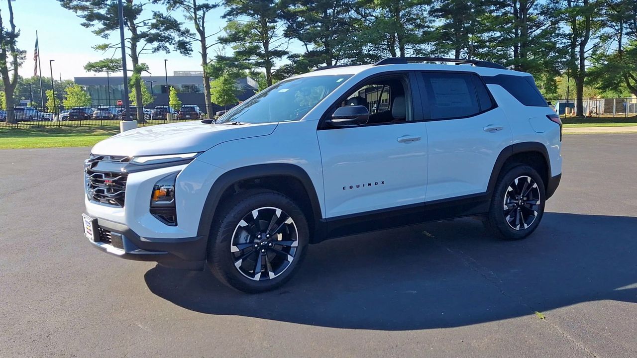 2027 Chevrolet Equinox RS