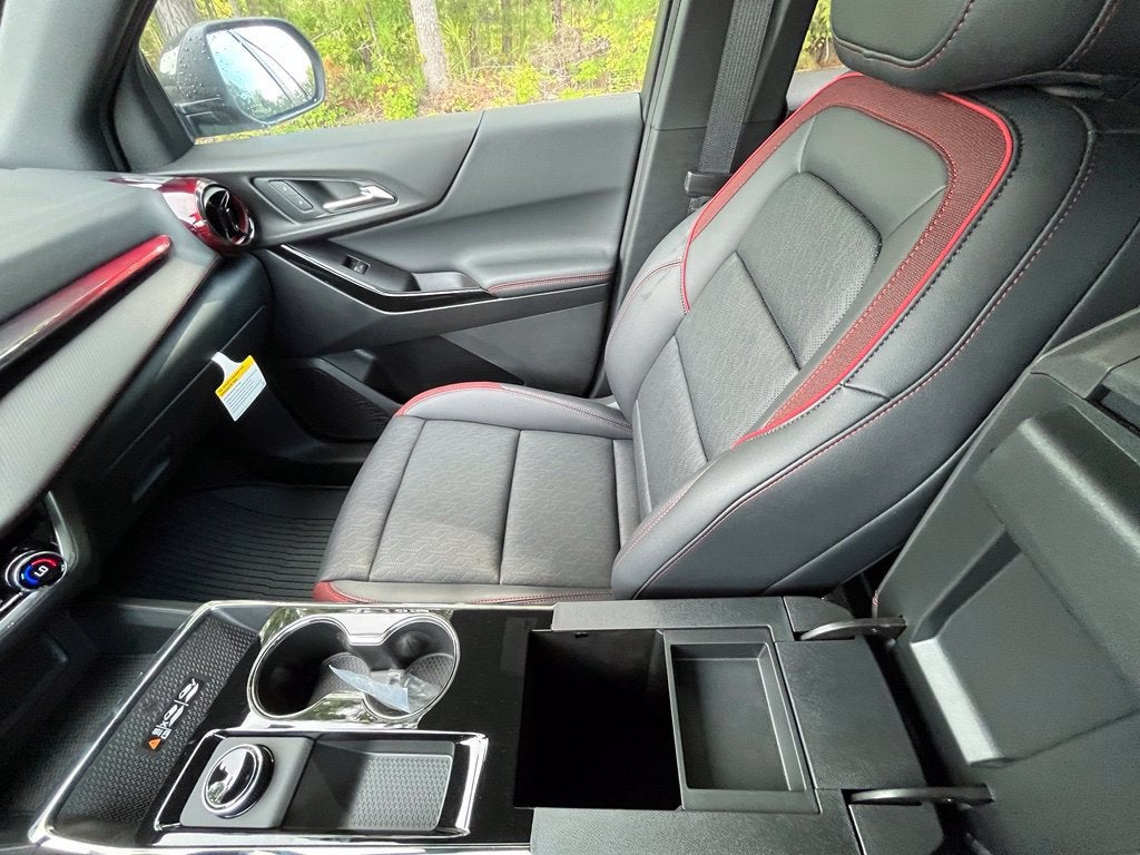 2027 Chevrolet Equinox RS - Photo 23