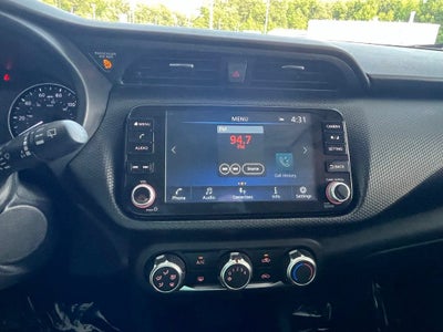 2024 Nissan Kicks SV Xtronic CVT