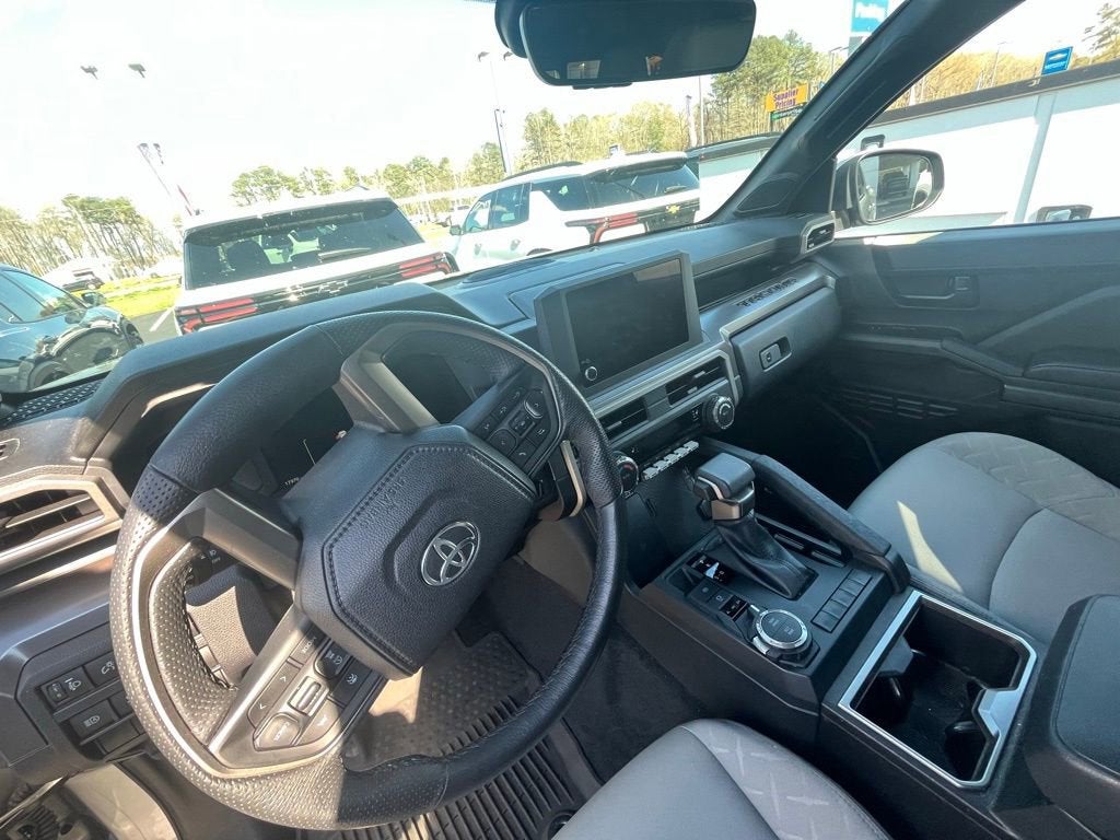 2024 Toyota Tacoma 4WD SR5