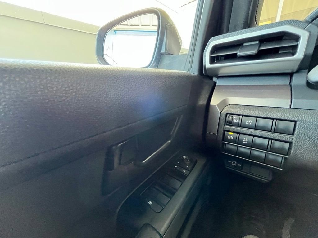 2024 Toyota Tacoma 4WD SR5