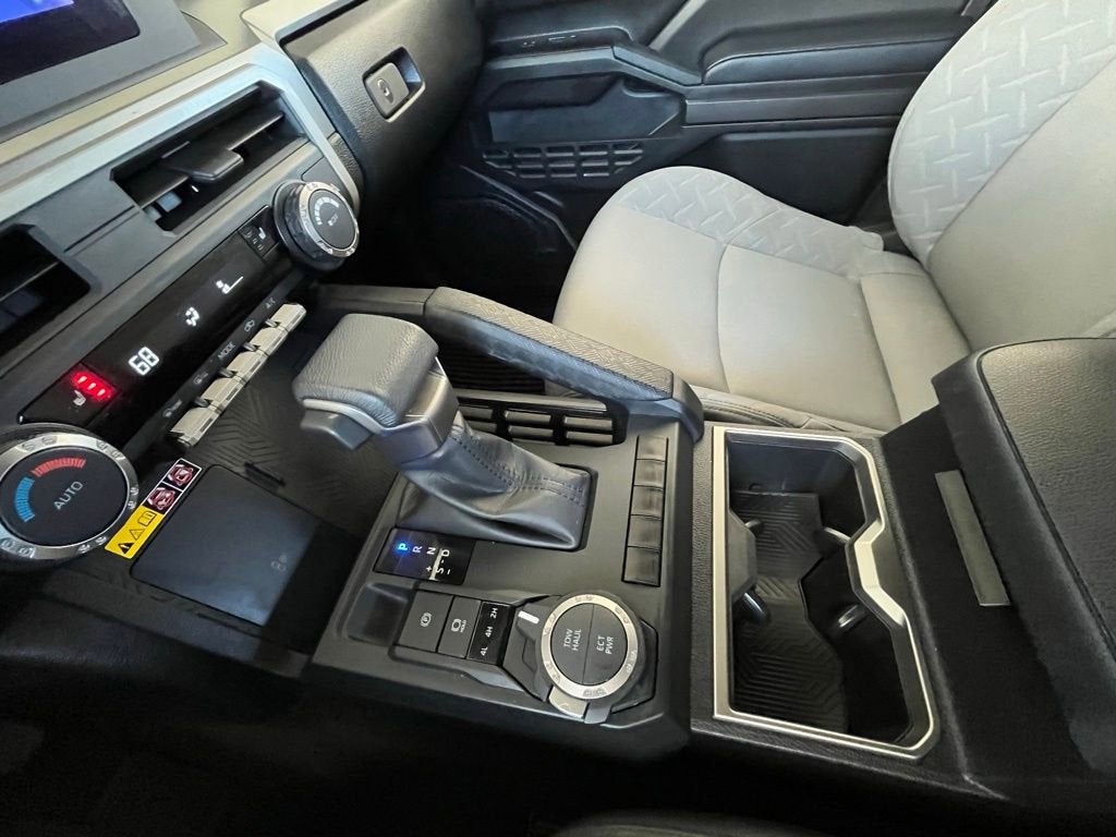2024 Toyota Tacoma 4WD SR5