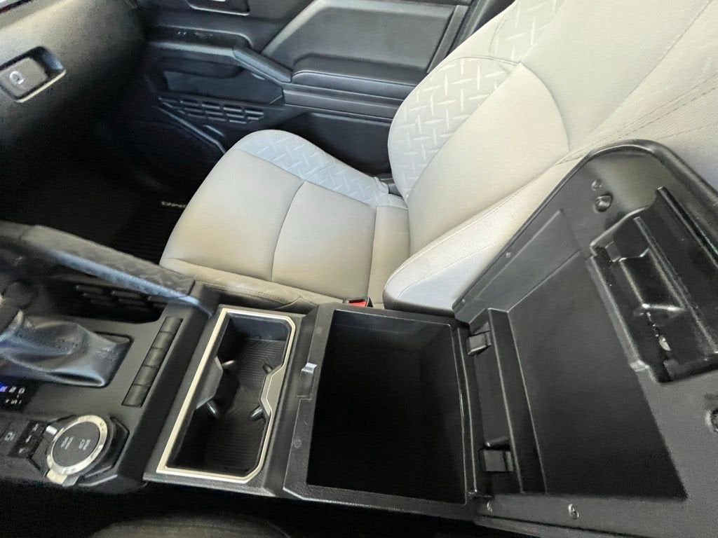 2024 Toyota Tacoma 4WD SR5