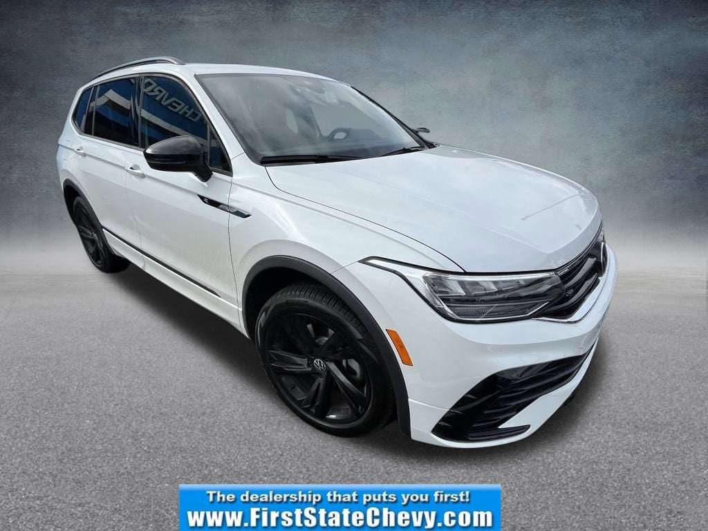 2024 Volkswagen Tiguan SE R-Line Black