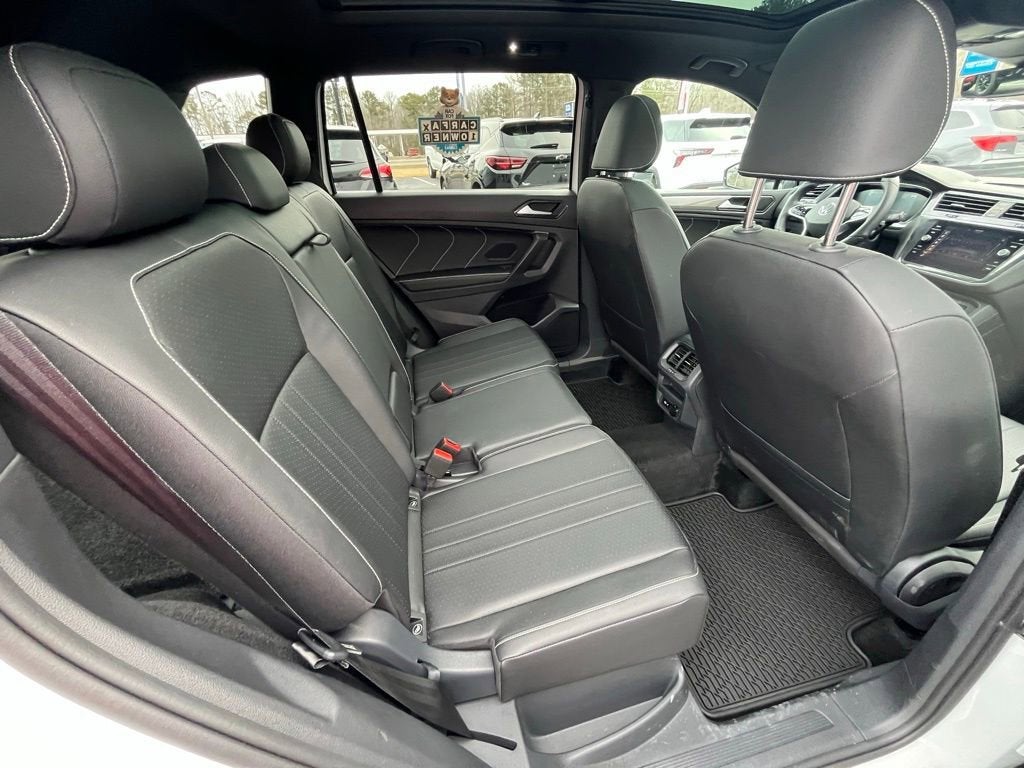 2024 Volkswagen Tiguan SE R-Line Black